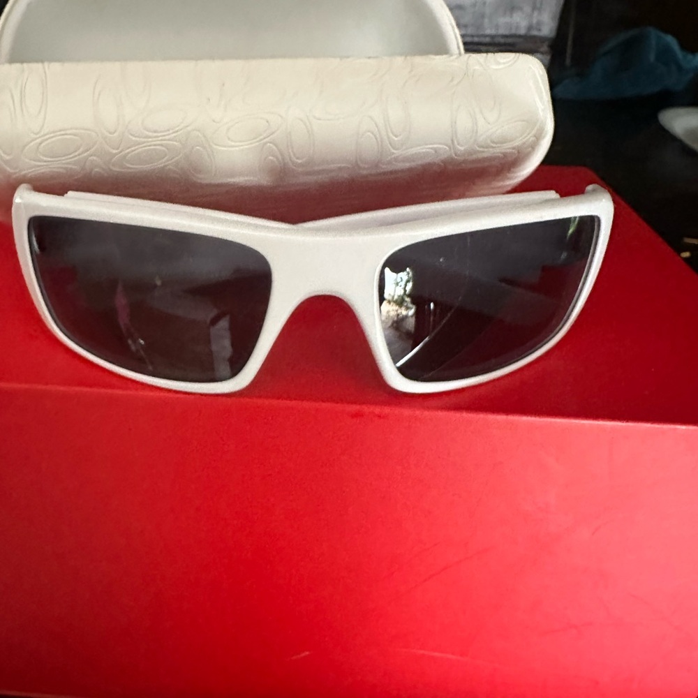 Oakley Crankshaft sunglasses w/ Oakley hard case .